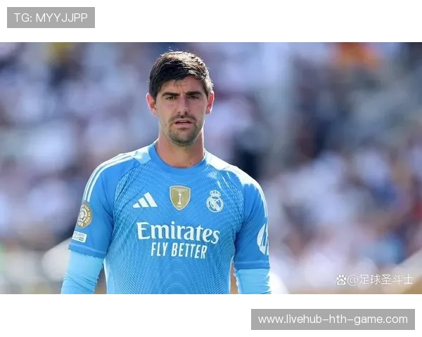 库尔图瓦单手封出对方点球，皇家马德里实现联赛零封