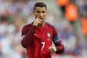 华体会体育官网入口-国际拓展：本土赛事品牌出海的挑战与机遇分析，2021出海品牌